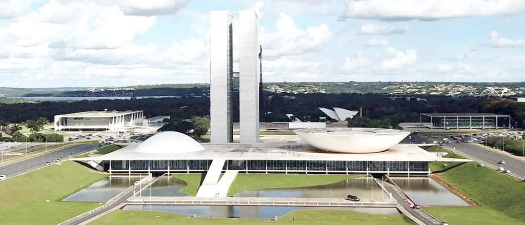Reforma Administrativa: veja como concursos públicos e salários podem mudar