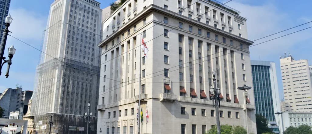 Concurso Prefeitura SP: autorizada seleção para 40 vagas de analista