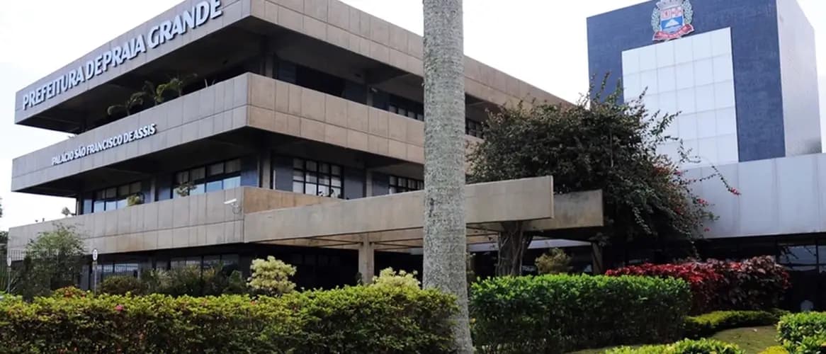 Concurso Praia Grande SP: saem editais. Até R$25 mil!