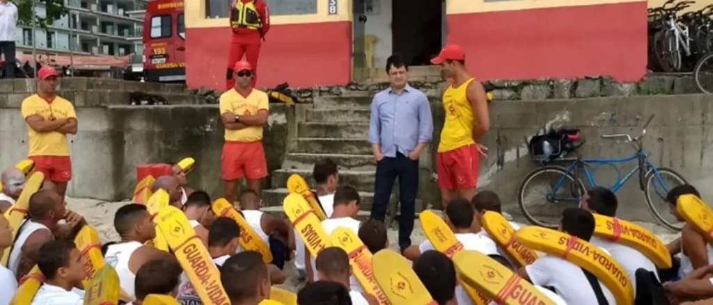 PSS Bombeiros SP: últimas horas de inscrição para 600 vagas de guarda-vidas