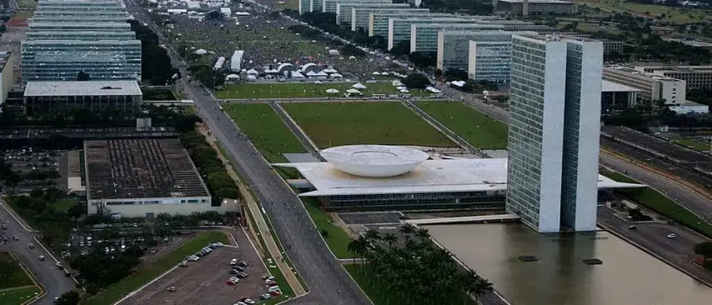 Novos concursos federais serão autorizados, diz ministra da Gestão