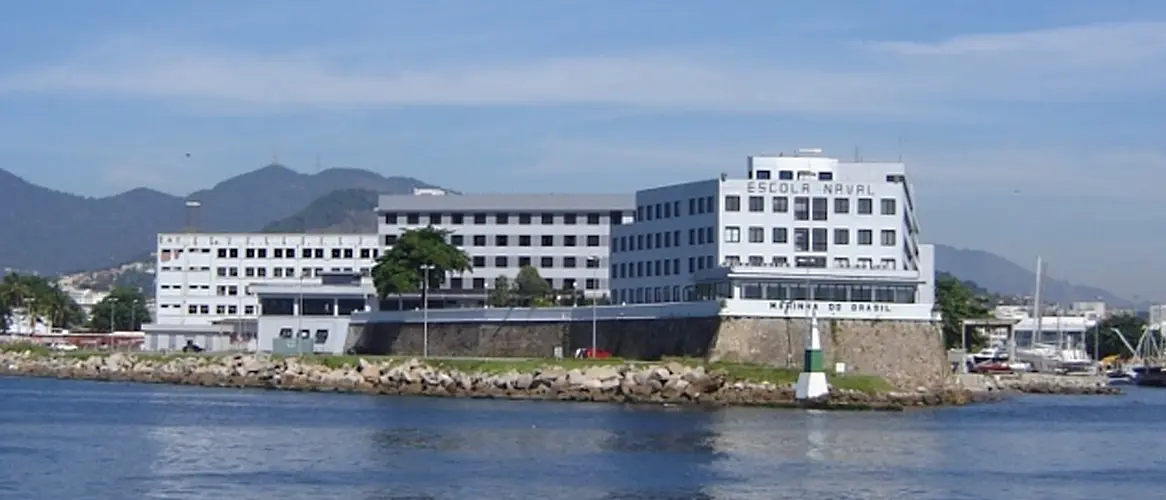 Concurso Escola Naval: edital publicado com 69 vagas para nível médio
