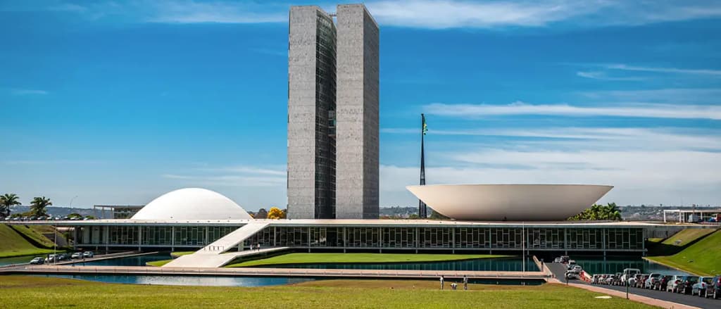 Concurso Câmara dos Deputados: inscrições para 140 vagas terminam nesta segunda, dia 26