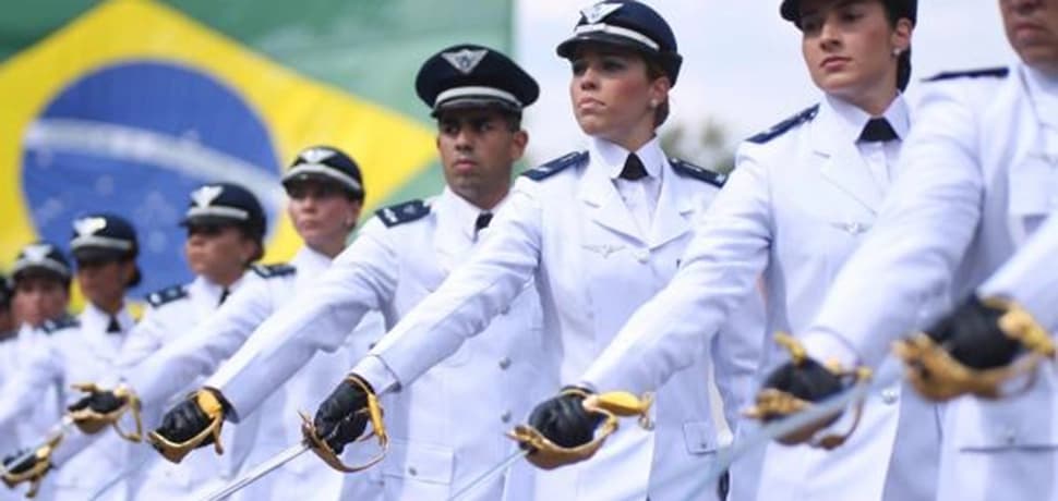 Concurso Aeronáutica abre inscrições para 834 vagas de nível médio